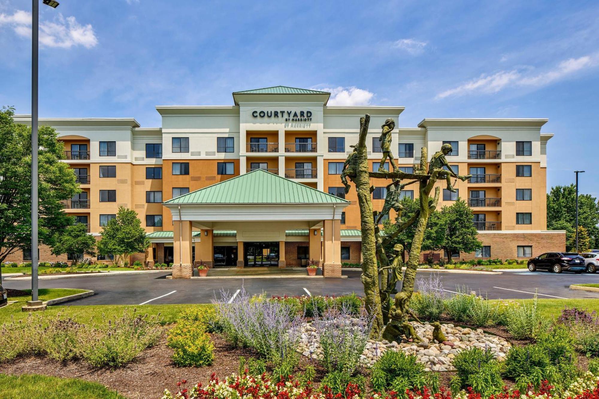 Courtyard Philadelphia/Langhorne Hotel Exterior foto
